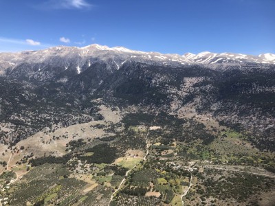 Blick zurück in die Levka Ori, links der Mitte der Thodori Korfi