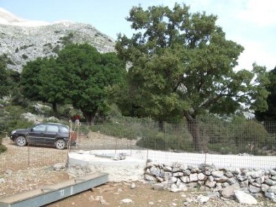 DSCF5424x.jpg (42.2 KiB) 8849 mal betrachtet Zisterne nahe Niato